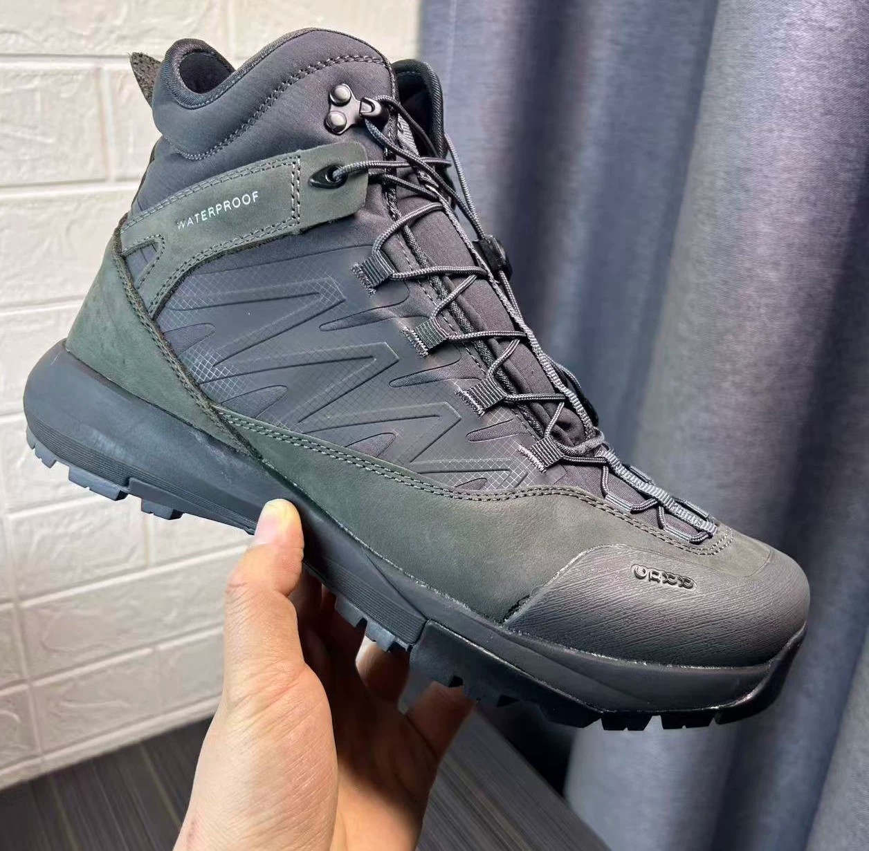 High Top Hiking Leather Shoes  - Outdoor Hunting Fabric 评论和价格